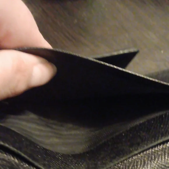 BVLGARI Vintage Rare Black Wallet with Snap Closure (EUC) - Picture 7 of 12